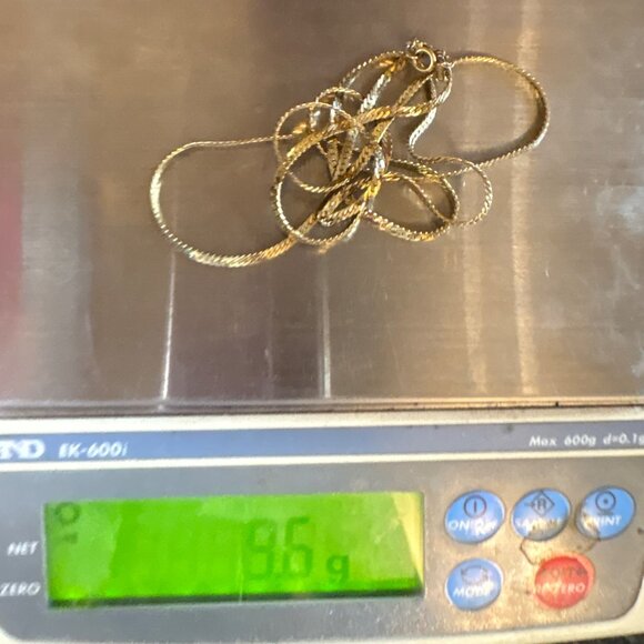 VTG Gold Tone Curb Link Chain Necklace Spring Ring Clasp Size 30" Length - Picture 15 of 15